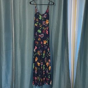 XS flower maxi dress with ruffle bottom